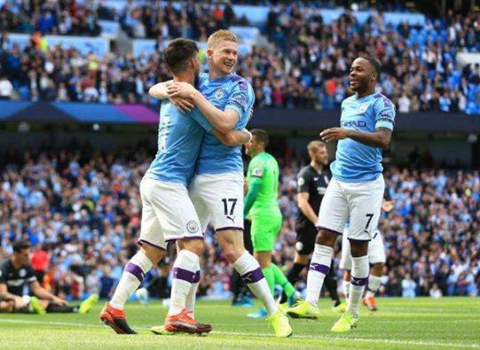 准得离谱！主帅揭示上海击败青岛缘由，李弘权手感不佳，内线实力太猛