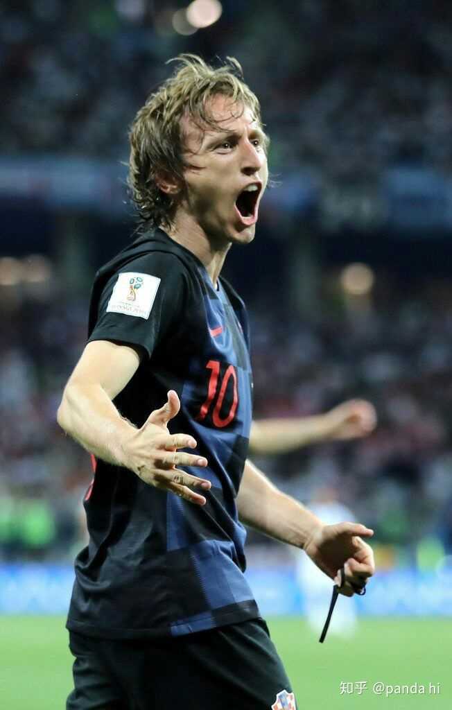 狂轰22三分！太阳7人上双大胜灰熊 狄龙21+7布克仅15中6