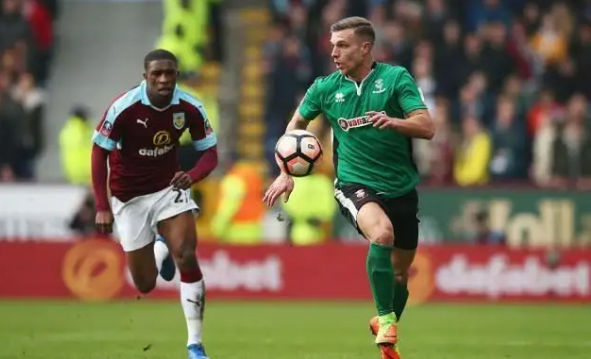 电讯报：索帅的回归会是种倒退，曼联目前最不需要的就是倒退